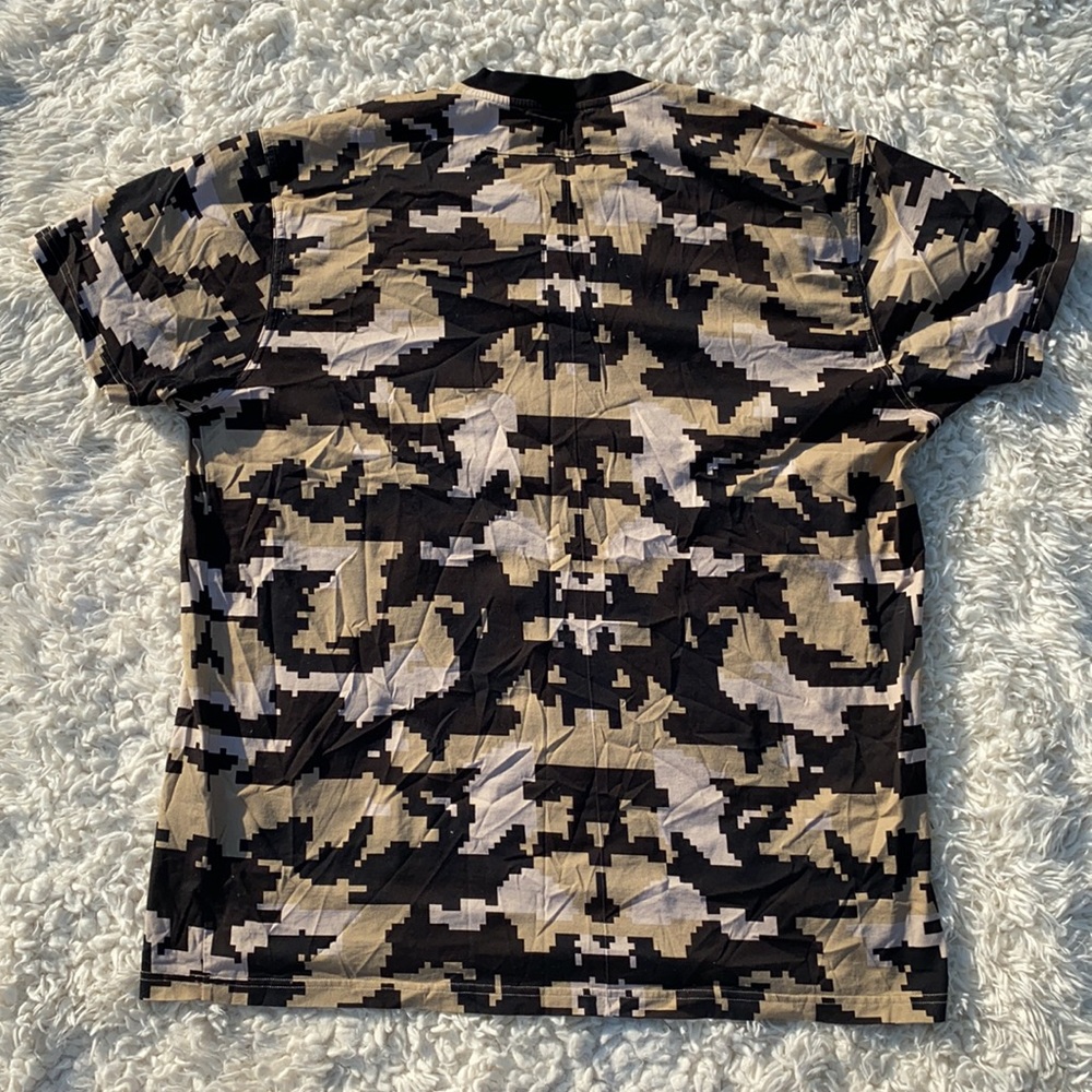Givenchy Tshirt - image 2